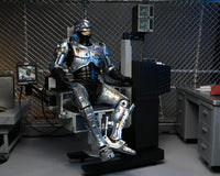 NECA - Ultimate Battle Damaged RoboCop w/ Chair