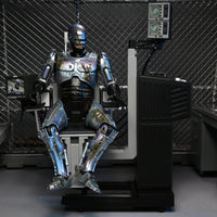 NECA - Ultimate Battle Damaged RoboCop w/ Chair