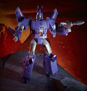 Transformers - Kingdom - Voyager - Cyclonus